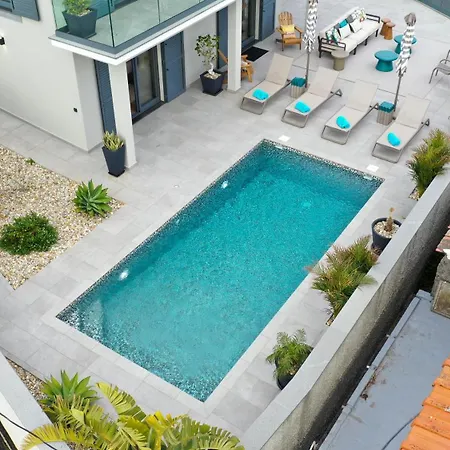 Macedo Villa