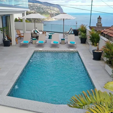 Macedo Villa *